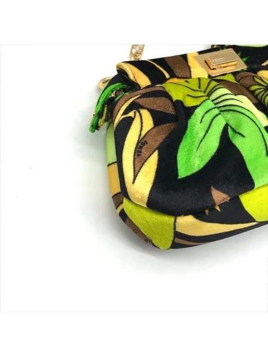 Fendi Items Peekaboo Click Velvet 2-Way Chain Shoulder Bag Green - Picture 5 of 10